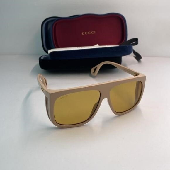 - New Authentic Gucci Gucci Beige GG0467S 005 Rectangular Sunglasses - Picture 1 of 13